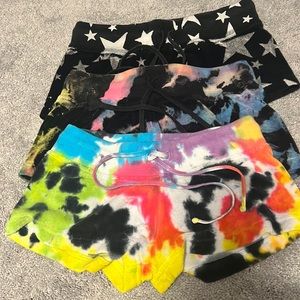 3 pairs of junior hard tail shorts